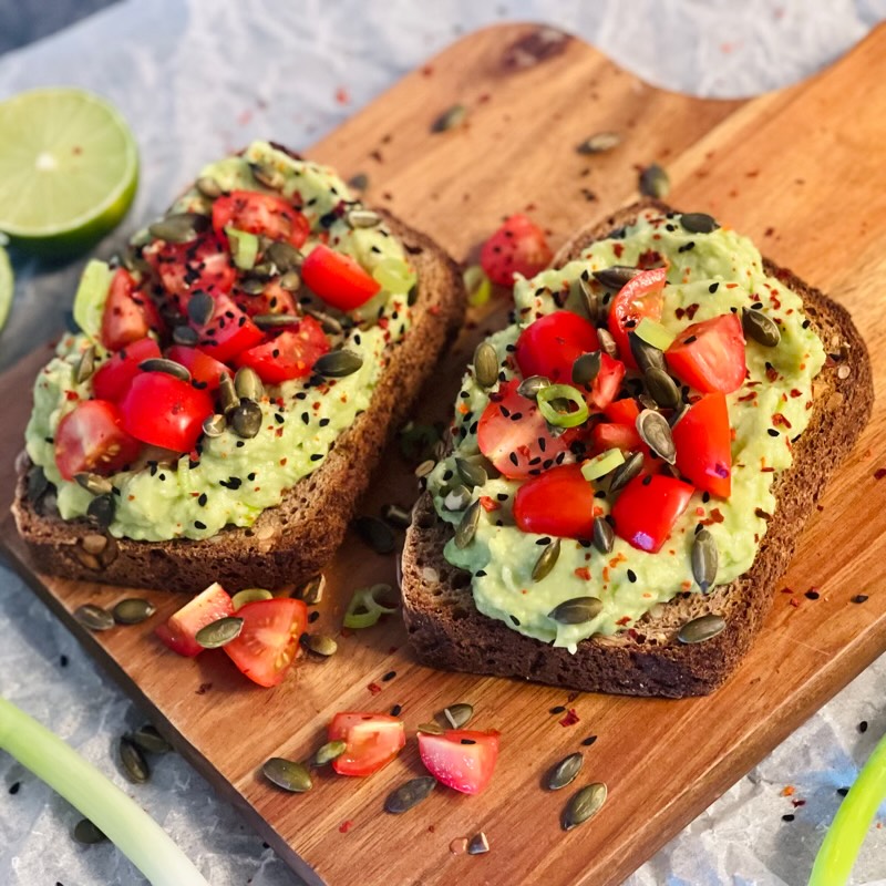 Quick Guacamole Toast